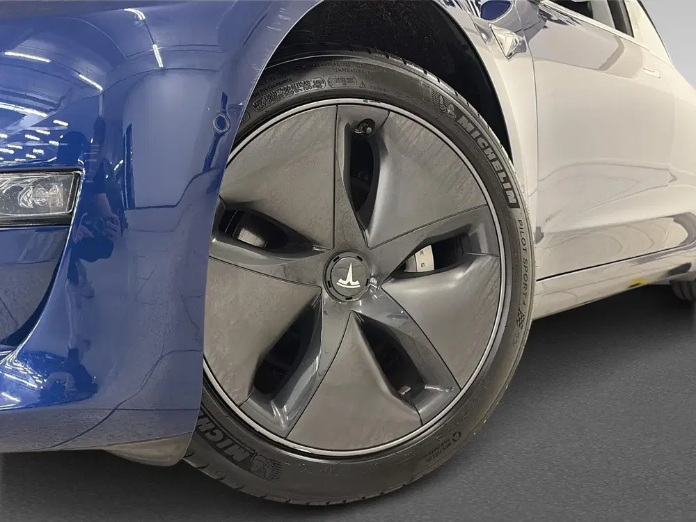 Tesla Model 3 Standard RWD Plus 60 kWh uit 2019, foto 11