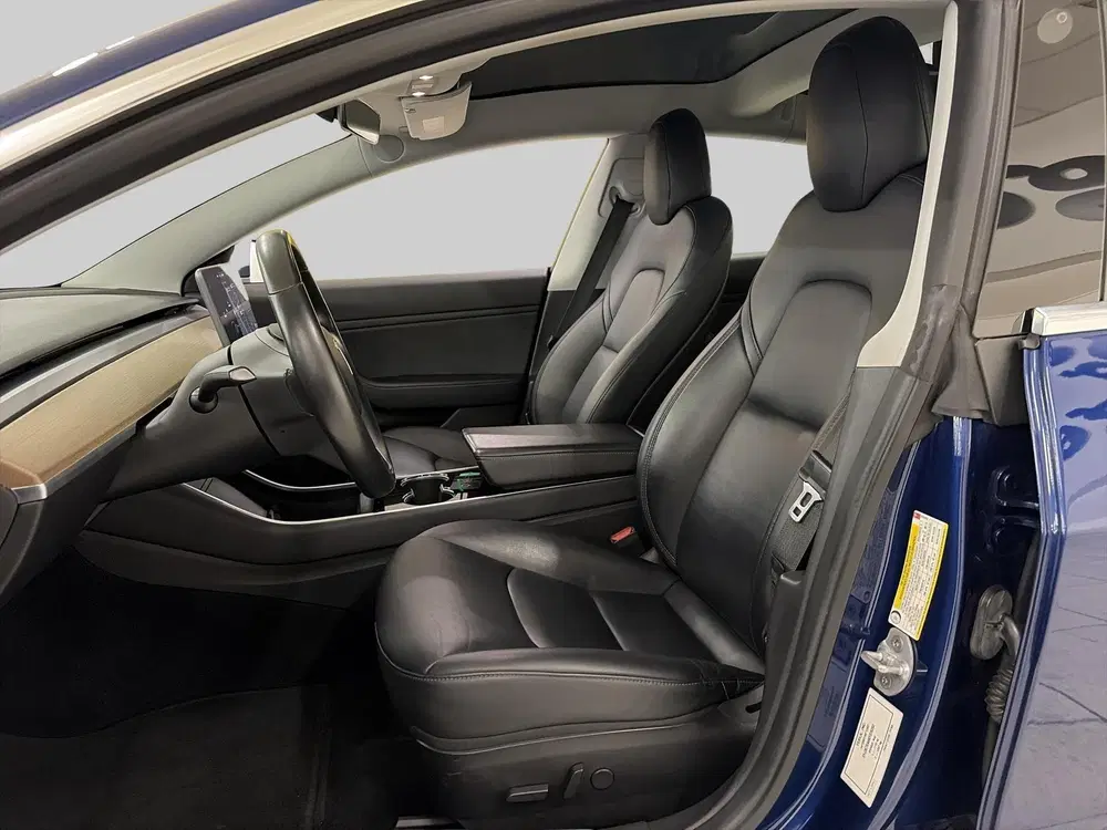 Tesla Model 3 Standard RWD Plus 60 kWh uit 2019, foto 12