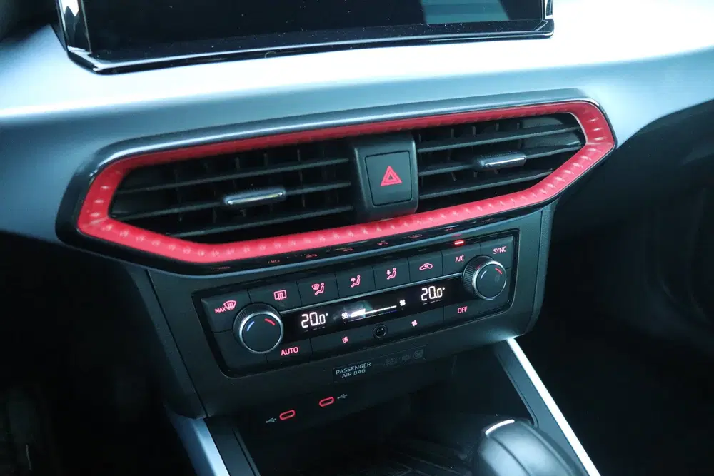 SEAT Arona 1.0 TSI FR DSG Virtual LED Camera Sport uit 2022, foto 12
