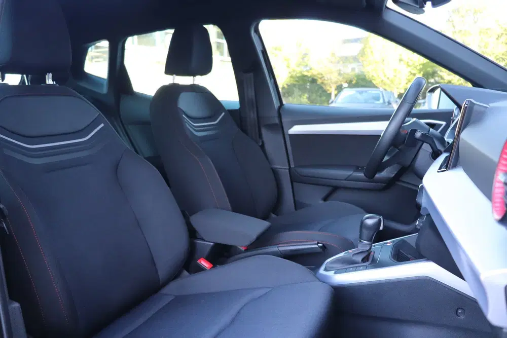 SEAT Arona 1.0 TSI FR DSG Virtual LED Camera Sport uit 2022, foto 4