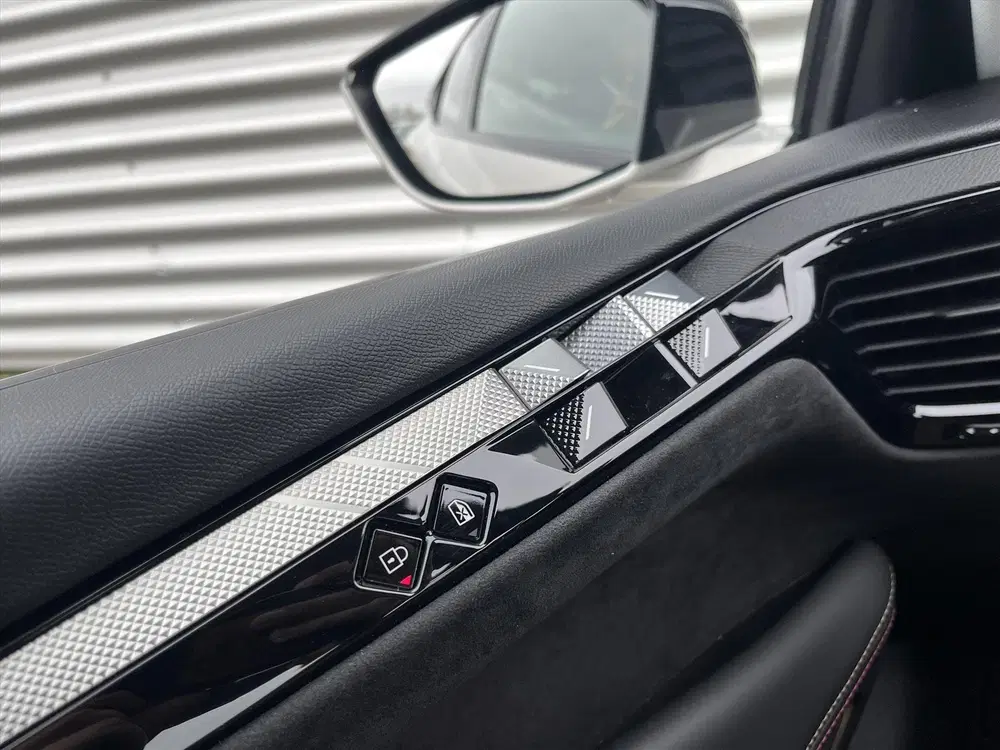 DS Automobiles DS 4 DS DS 4 1.6 E-Tense 225pk Aut Performance uit 2024, foto 14