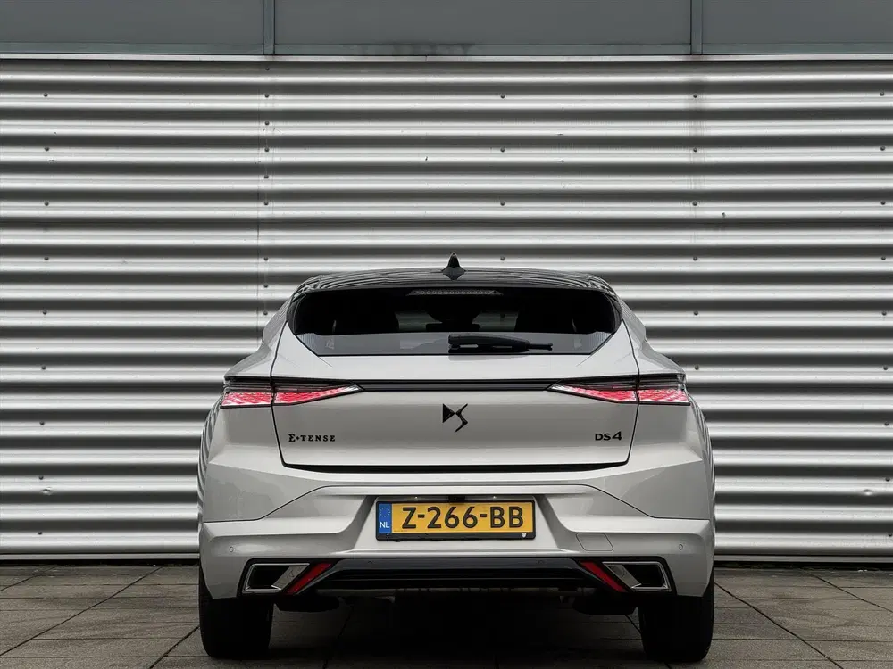 DS Automobiles DS 4 DS DS 4 1.6 E-Tense 225pk Aut Performance uit 2024, foto 7