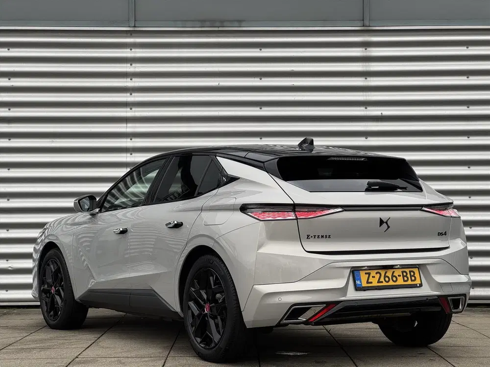 DS Automobiles DS 4 DS DS 4 1.6 E-Tense 225pk Aut Performance uit 2024, foto 8