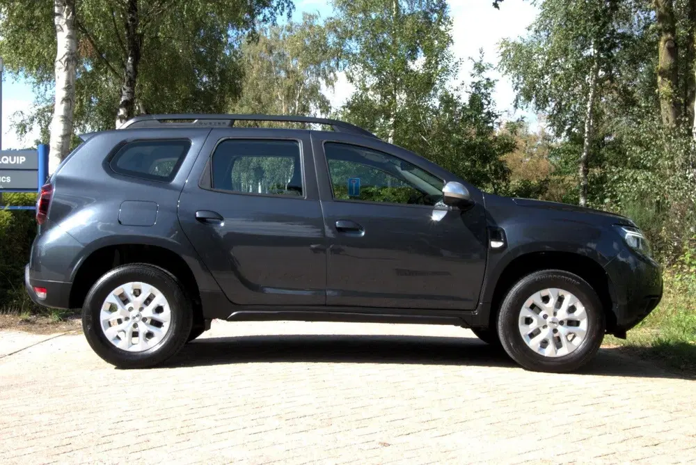 Dacia Duster 1.0 TCe 100 ECO-G Essential uit 2023, foto 5