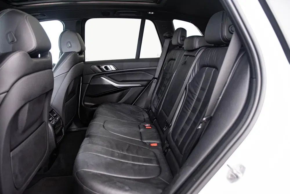 BMW X5 xDrive30d High Executive M-sport uit 2019, foto 15