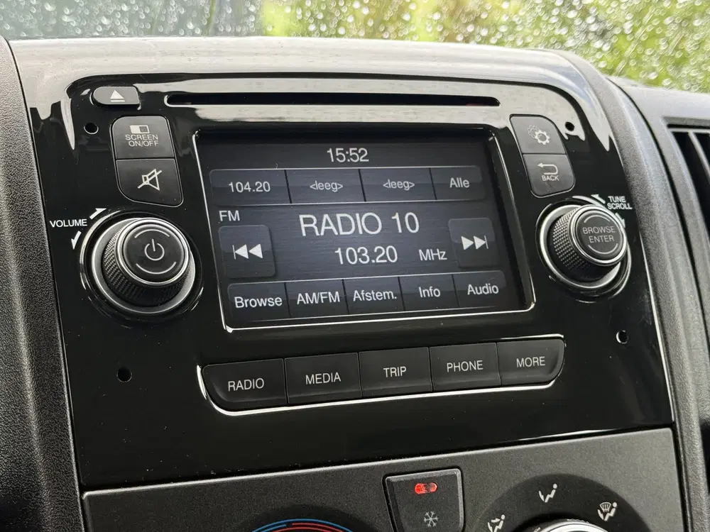 Peugeot Boxer 2.0 BlueHDI 131 PK EURO 6 uit 2019, foto 11