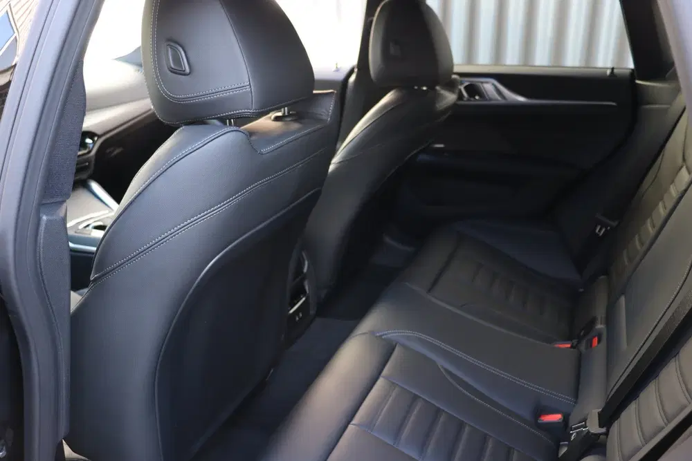 BMW 4-serie Coupé 420i M Sport Automaat uit 2026, foto 15