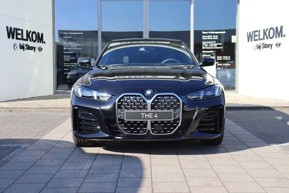 BMW 4-serie Coupé 420i M Sport Automaat uit 2026, foto 2