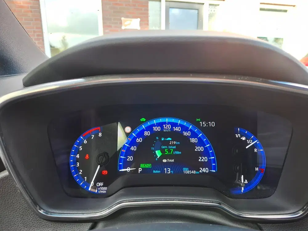 Toyota Corolla 2.0 Hybrid First Edition. 2 li uit 2019, foto 13