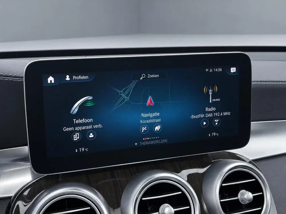 Mercedes-Benz GLC 300e 4MATIC Advantage uit 2021, foto 15