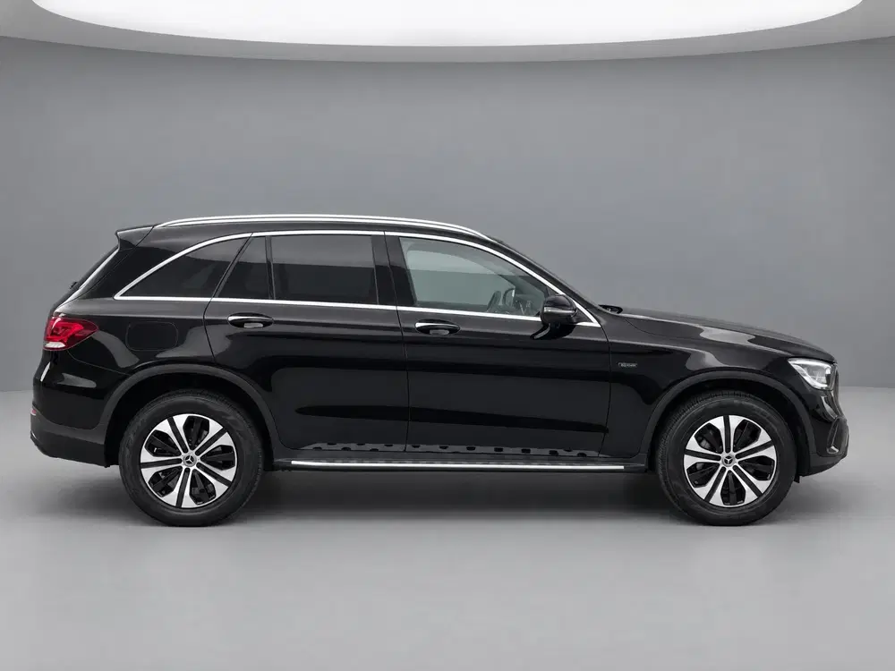 Mercedes-Benz GLC 300e 4MATIC Advantage uit 2021, foto 4