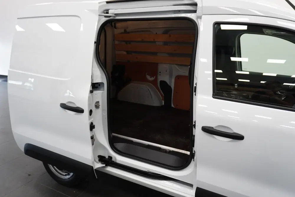 Renault Express 1.5 dCi EURO 6 uit 2022, foto 11