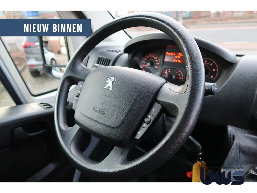 Peugeot Boxer 2.2 BlueHDi 165 3 uit 2023, foto 7