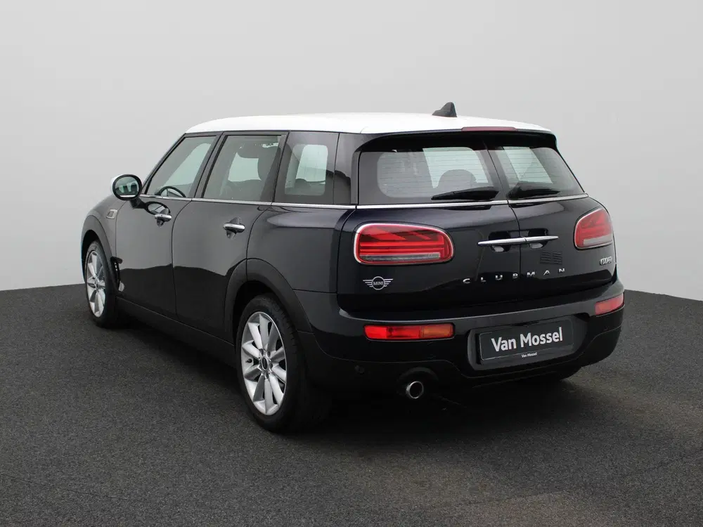 Mini Clubman 1.5 Cooper Classic Business Edition uit 2023, foto 2