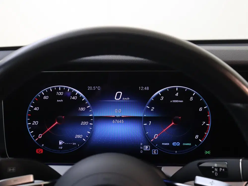 Mercedes-Benz E-Klasse 200 AMG Line uit 2023, foto 11