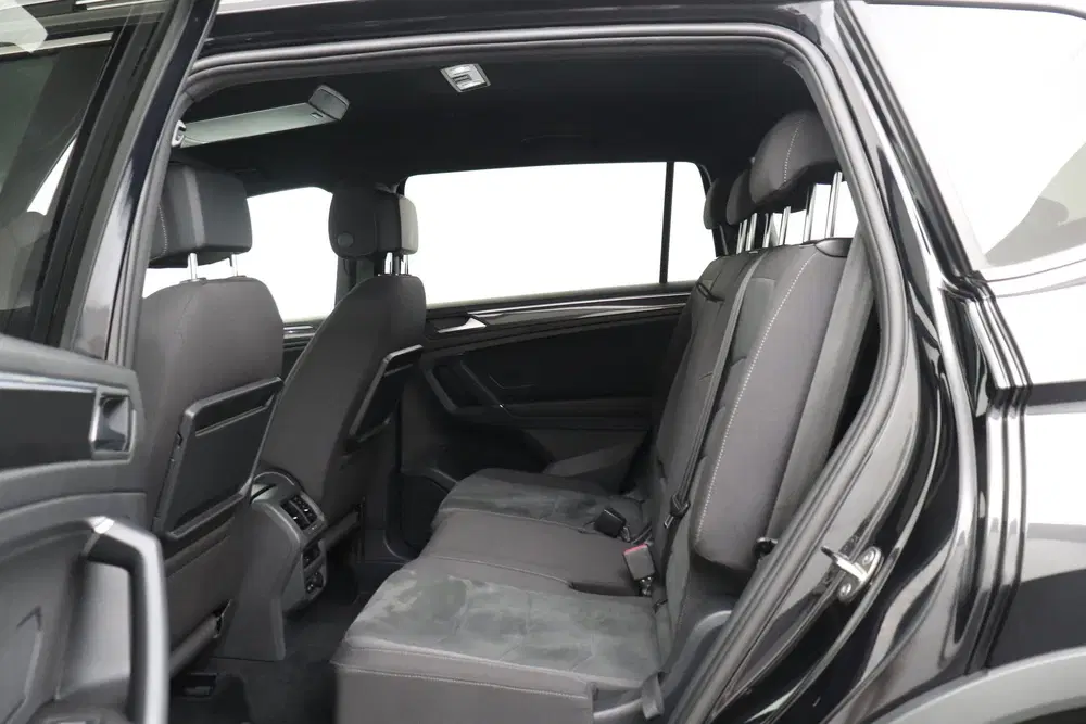 Volkswagen Tiguan Allspace 1.5 150 PK Aut. R-Line 7p. Trekha uit 2020, foto 10