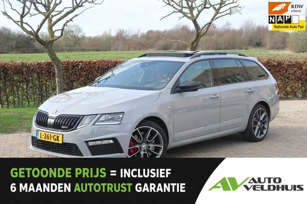 Skoda Octavia 2.0 TSI RS 245 Business VRS PANO-DAK uit 2020