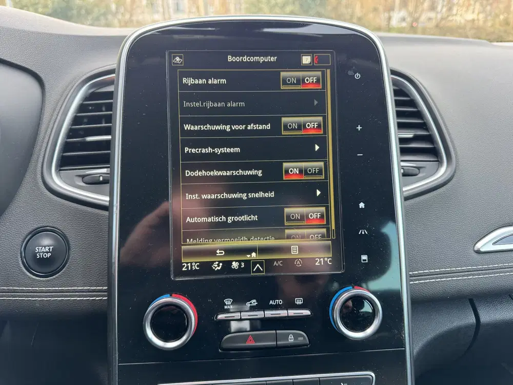 Renault Grand Scenic Grand Scénic 1.3 TCe Intens 7 persoons Bla uit 2021, foto 14