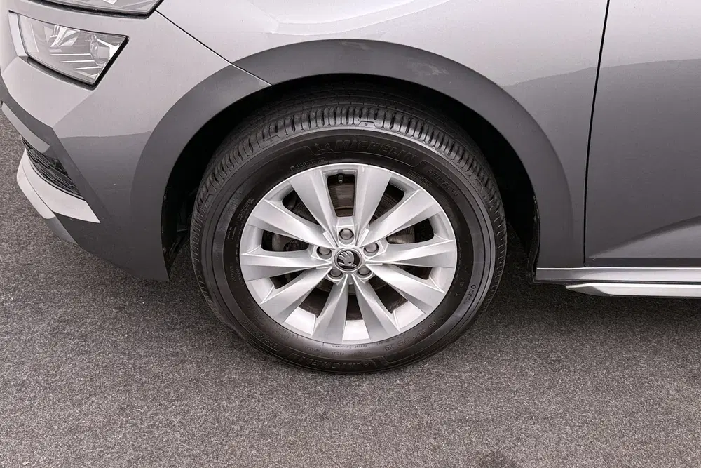 Skoda Kamiq 1.0 TSI Business+ Trekhaak Half-Leder Digi uit 2022, foto 7