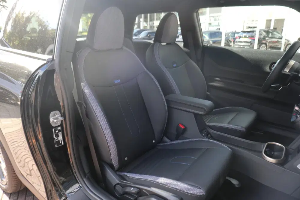 Mini Cooper C Cooper C uit 2026, foto 6