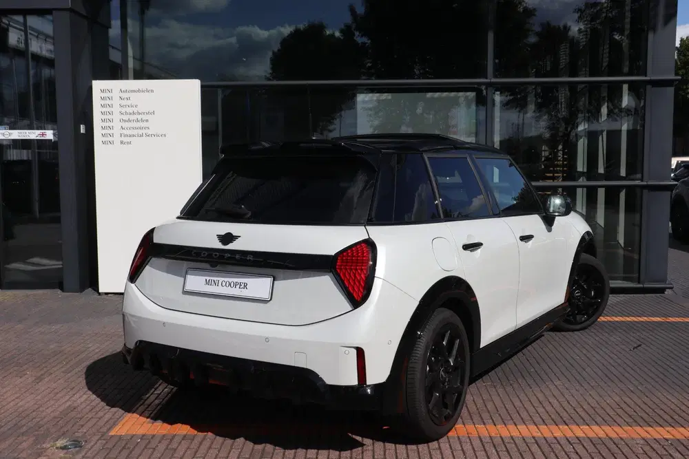 Mini John Cooper Works Cooper C uit 2026, foto 2