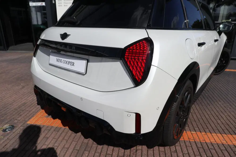 Mini John Cooper Works Cooper C uit 2026, foto 8