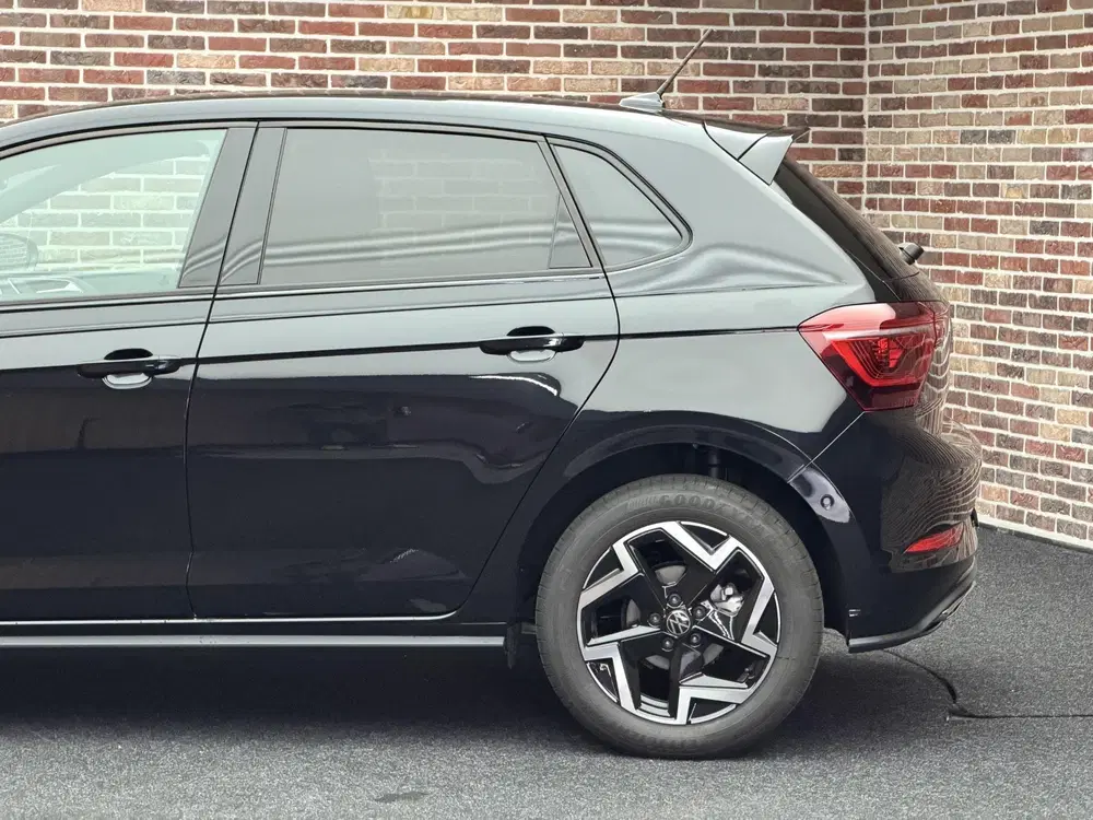 Volkswagen Polo 1.0 TSI R-Line IQ VIRTUAL LED KEYLESS CAME uit 2025, foto 12