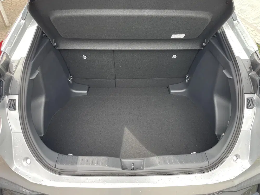 Toyota C-HR Hybrid 140 Dynamic uit 2025, foto 13