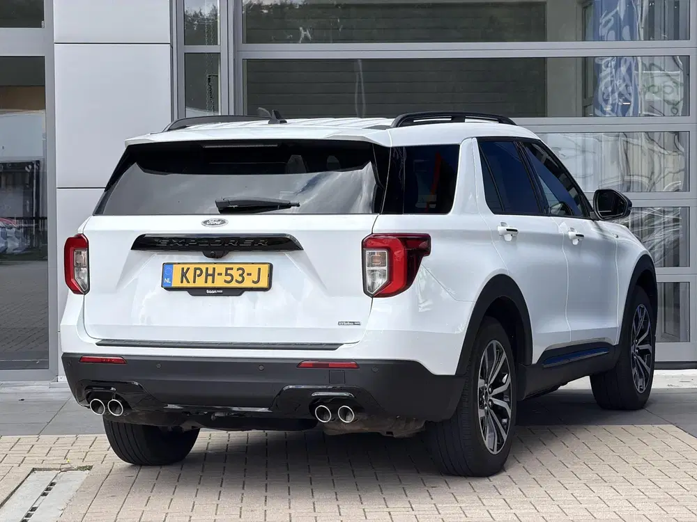 Ford Explorer 3.0 V6 EcoBoost PHEV ST-Line uit 2023, foto 3