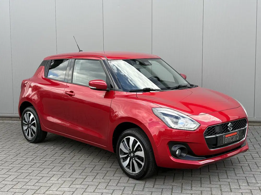 Suzuki Swift 1.2 AllGrip 4x4 Stijl Smart Hybrid Carplay uit 2019, foto 2