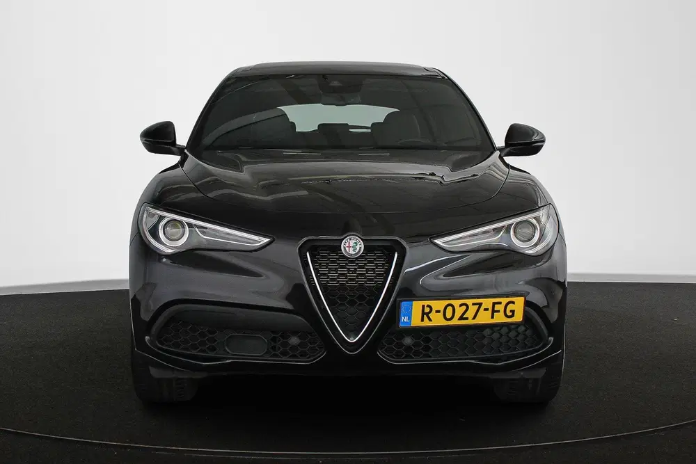 Alfa Romeo Stelvio 2.0 T AWD Veloce Ti 280PK Pano Leder Stuu uit 2022, foto 14
