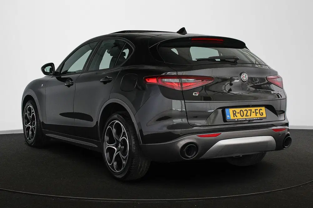 Alfa Romeo Stelvio 2.0 T AWD Veloce Ti 280PK Pano Leder Stuu uit 2022, foto 4