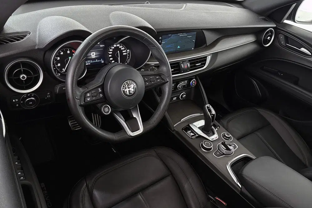 Alfa Romeo Stelvio 2.0 T AWD Veloce Ti 280PK Pano Leder Stuu uit 2022, foto 5