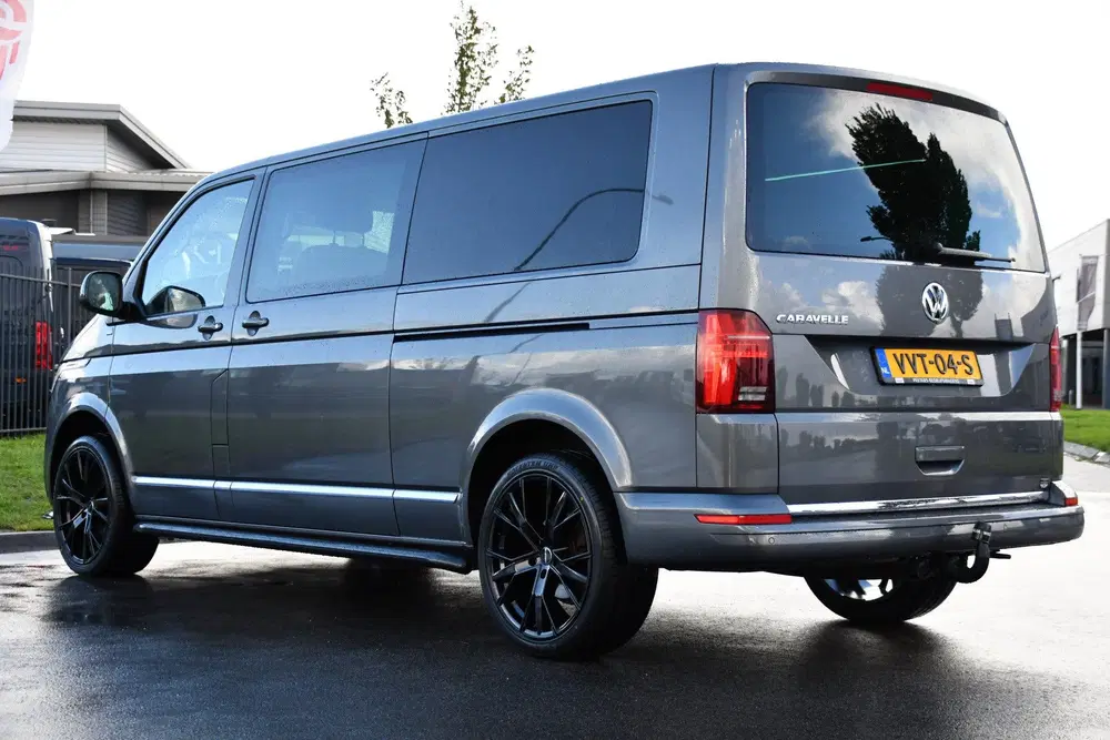 Volkswagen Transporter 2.0 TDI L2H1 30 DC Caravelle FULL OPT uit 2023, foto 3