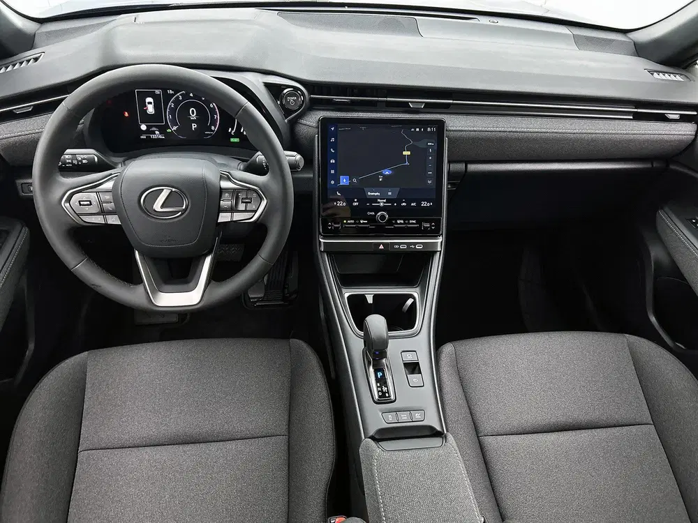 Lexus LBX 2WD uit 2024, foto 4
