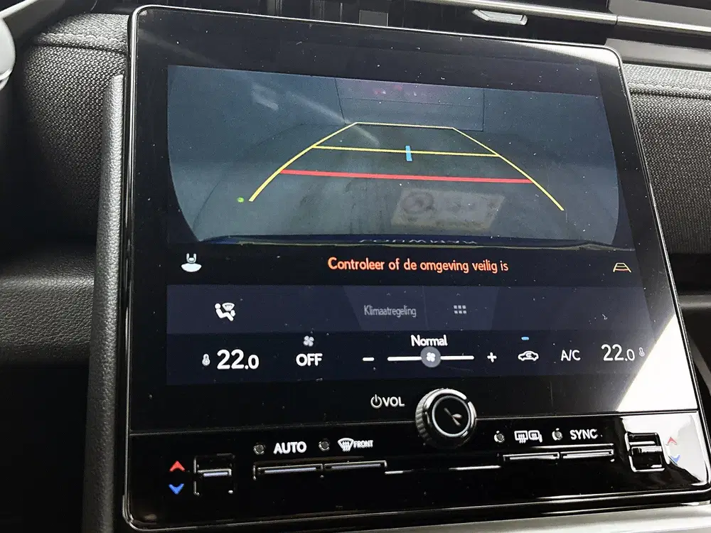 Lexus LBX 2WD uit 2024, foto 8