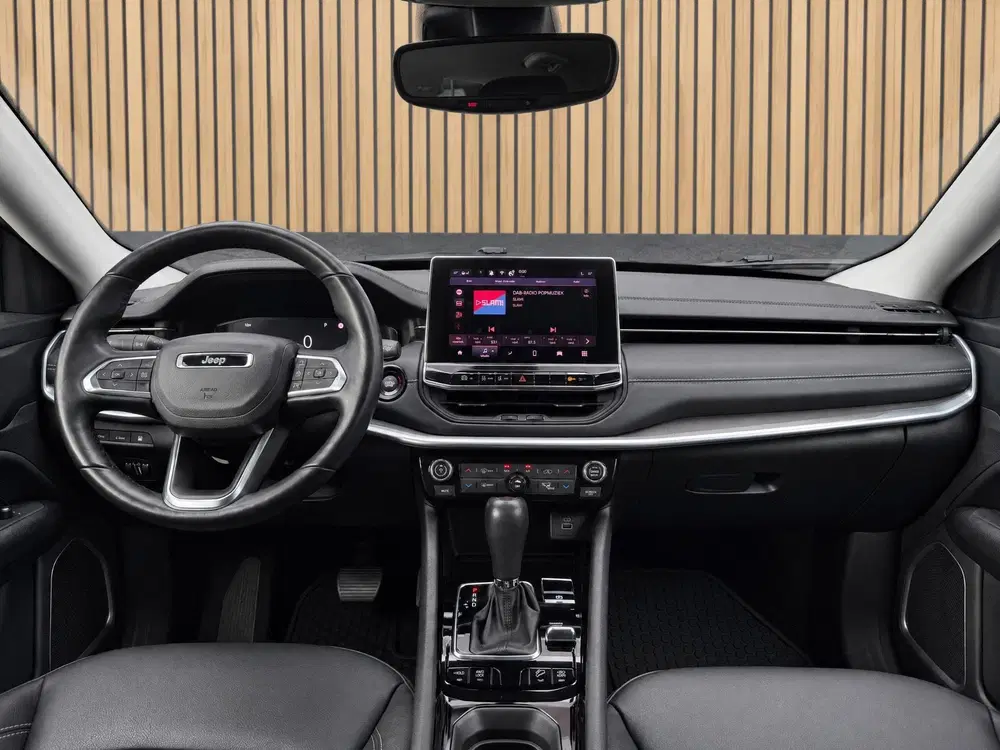 Jeep Compass 4xe 240 Plug-in Hybrid Electric New Upland uit 2022, foto 13