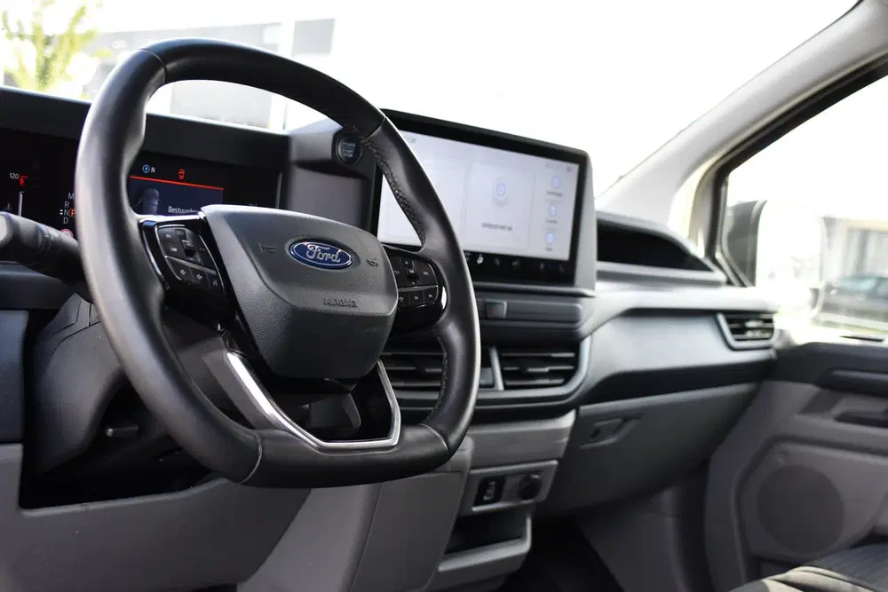 Ford Transit Custom 300 2.0 TDCI L1H1 PB Edition Virtual uit 2024, foto 2