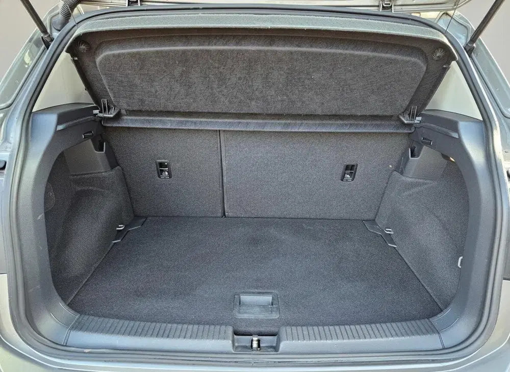 Volkswagen T-Cross 1.0 TSI DSG Life ADAPTIVE CRUISE TREKHAAK uit 2019, foto 14