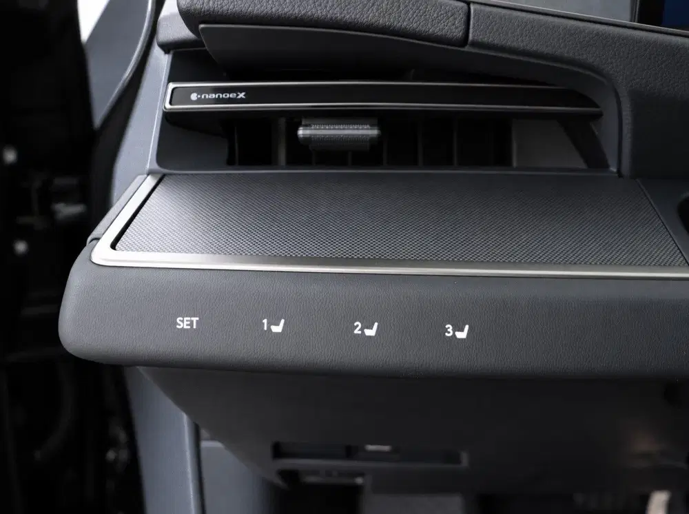 Lexus ES 350e Luxury Line uit 2026, foto 11