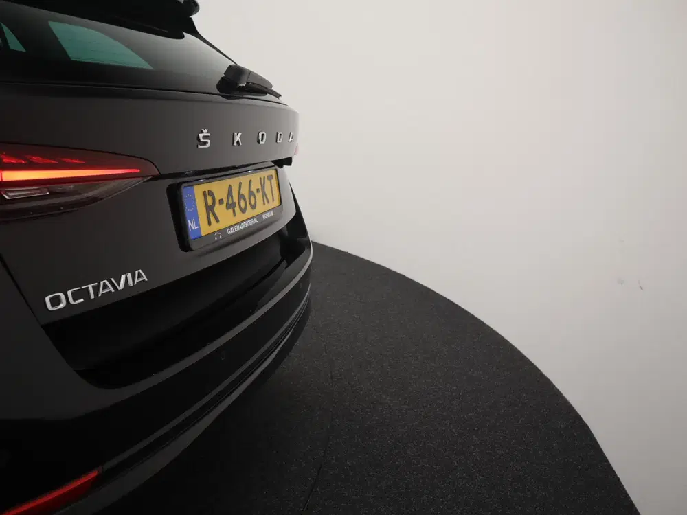 Skoda Octavia 1.0 TSI Business Edition Plus TREKHAAK uit 2022, foto 6