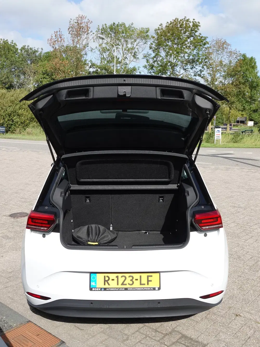 Volkswagen ID.3 Pro 58 kWh SOH 93 uit 2022, foto 9