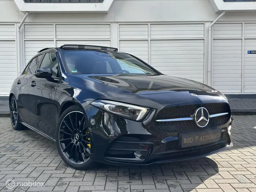 Mercedes-Benz A-Klasse Mercedes A-klasse 250 e AMG Limited Pano t uit 2021, foto 4