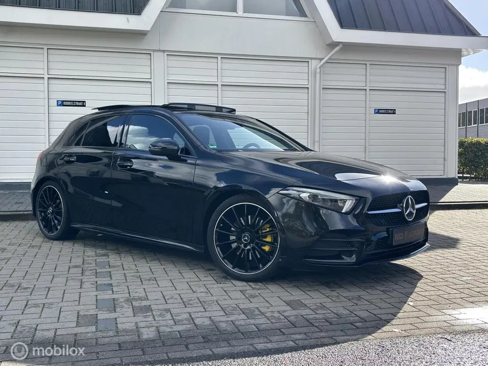 Mercedes-Benz A-Klasse Mercedes A-klasse 250 e AMG Limited Pano t uit 2021, foto 5