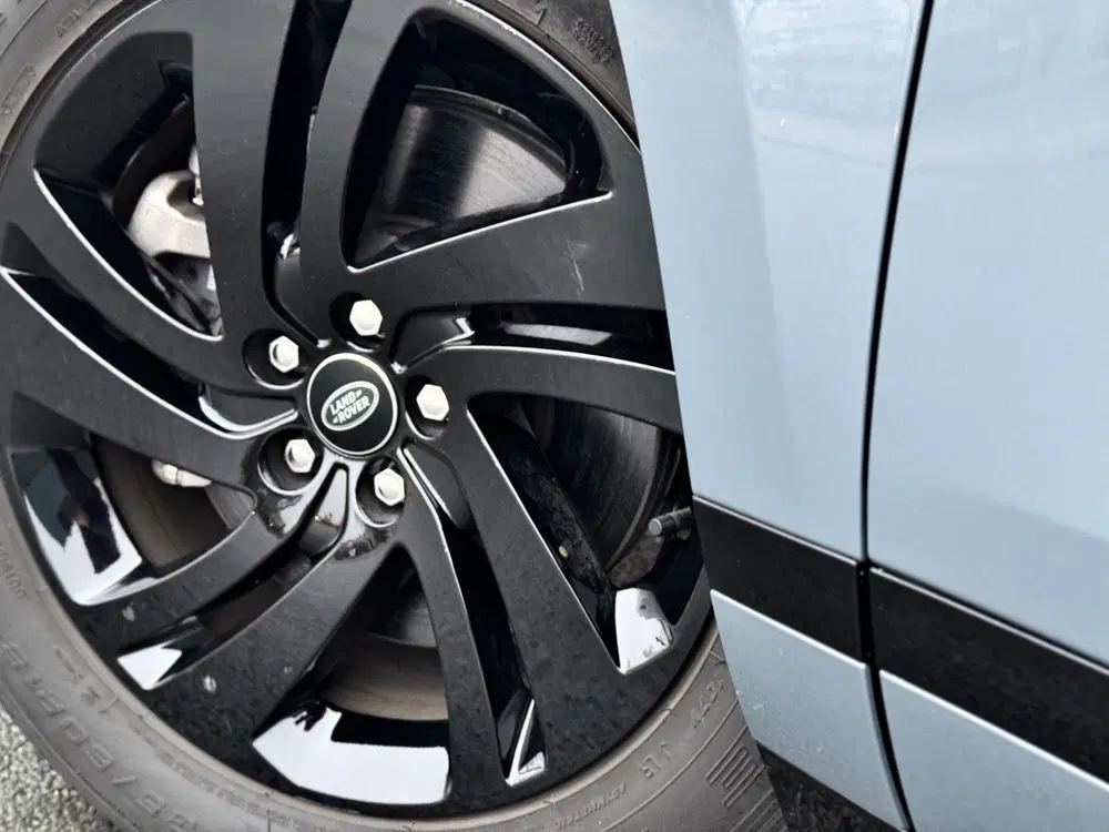 Land Rover Range Rover Evoque 1.5 P300e AWD R-Dynamic S PANO uit 2022, foto 11