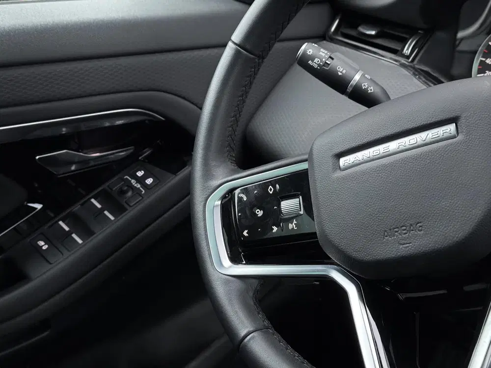 Land Rover Range Rover Evoque 1.5 P300e AWD R-Dynamic S PANO uit 2022, foto 14