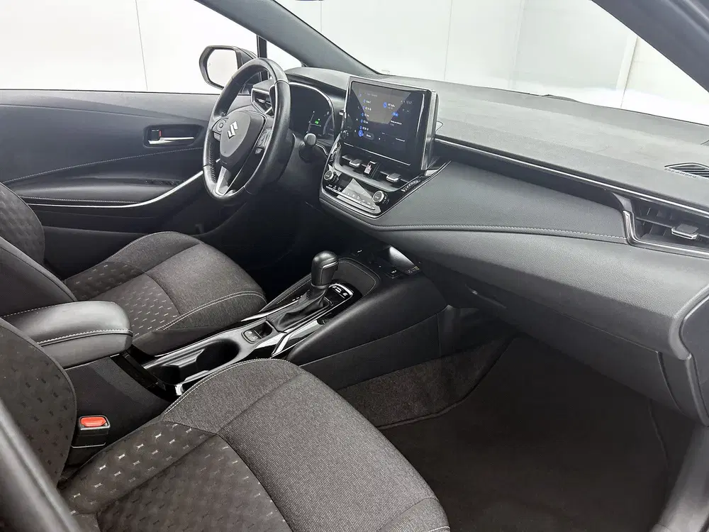 Suzuki Swace 1.8 Hybrid Style uit 2024, foto 6