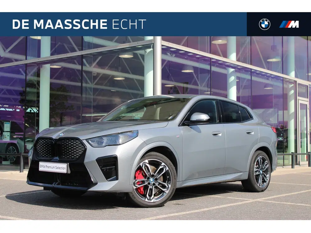 BMW iX2 xDrive30 M Sport uit 2025