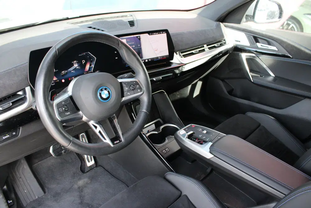 BMW iX2 xDrive30 M Sport uit 2025, foto 13