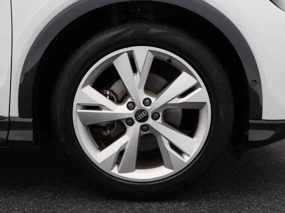 Audi Q4 e-tron 35 55 kWh 170 Pk S Edition uit 2023, foto 13